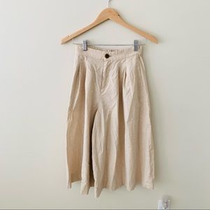 👚 3/$40 Uniqlo Linen Wide Cropped Pants